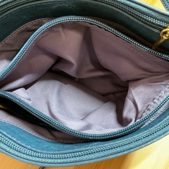 THE SAK COLLECTIVE Leather Trim Crochet Body Crossbody Bag Multi Pocket - Picture 9 of 11